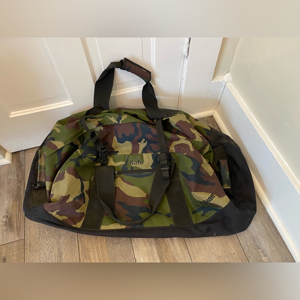 LL Bean rolling duffel bag luggage camo XL monogrammed carry durable travel - Picture 8 of 8